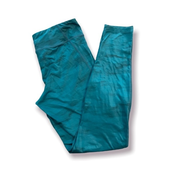 🎉HP🎉Women’s Under Armour Leggings - Picture 2 of 5